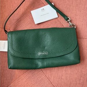 NWT green leather Coach clutch/wristlet